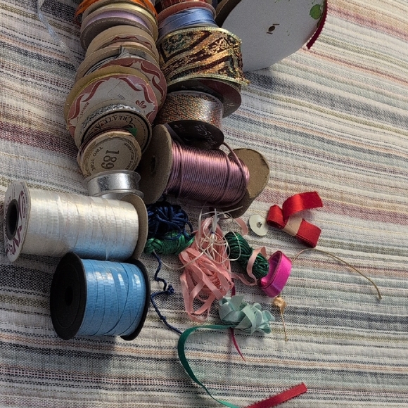 Assorted Ribbon Spools Collection - Picture 4 of 4